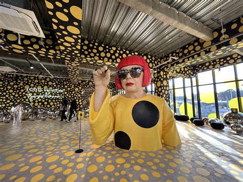 louis vuitton yayoi kusama exhibition|yayoi kusama outfits.